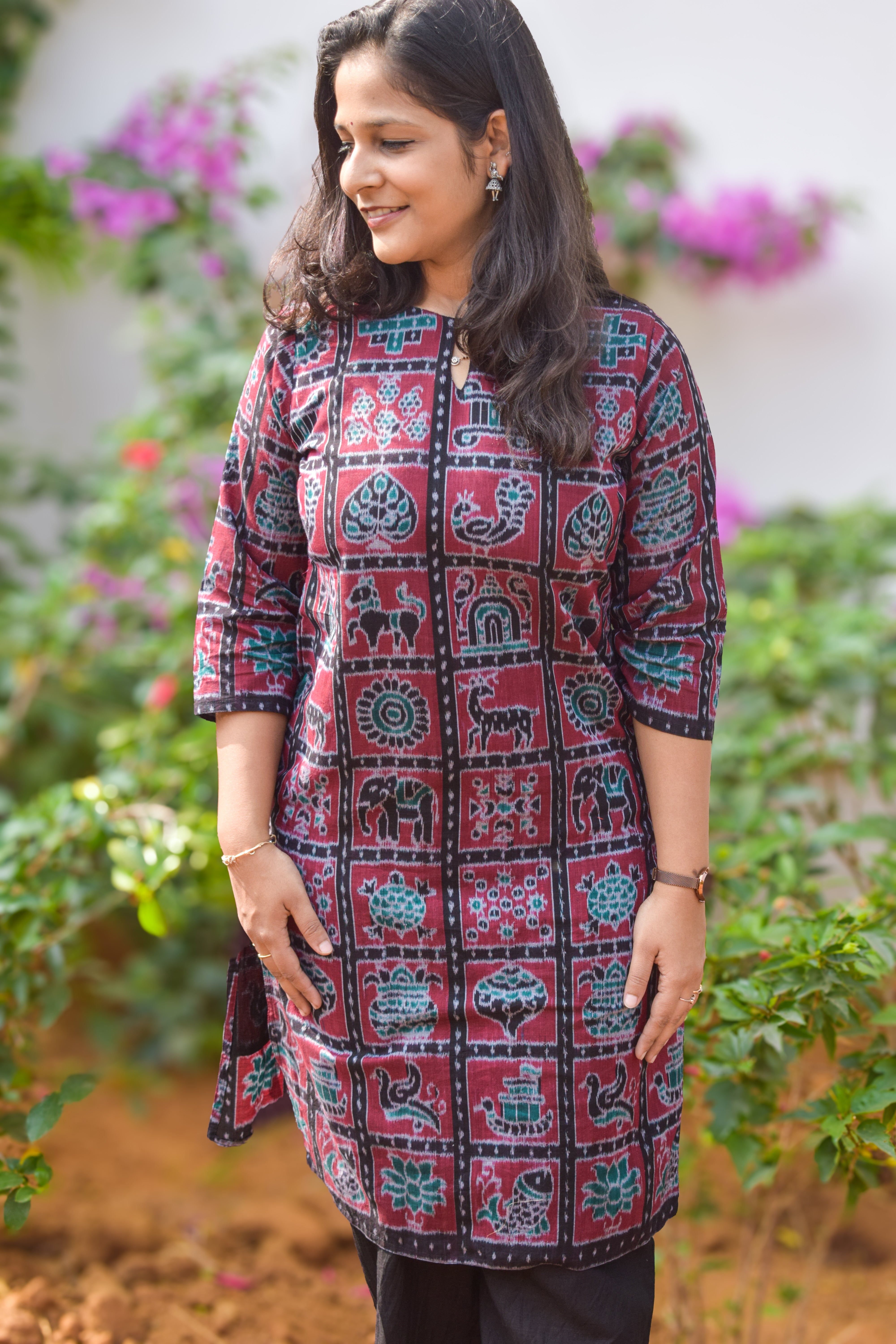 Navya Red Black Sambalpuri Handloom Nabakothi Kurti