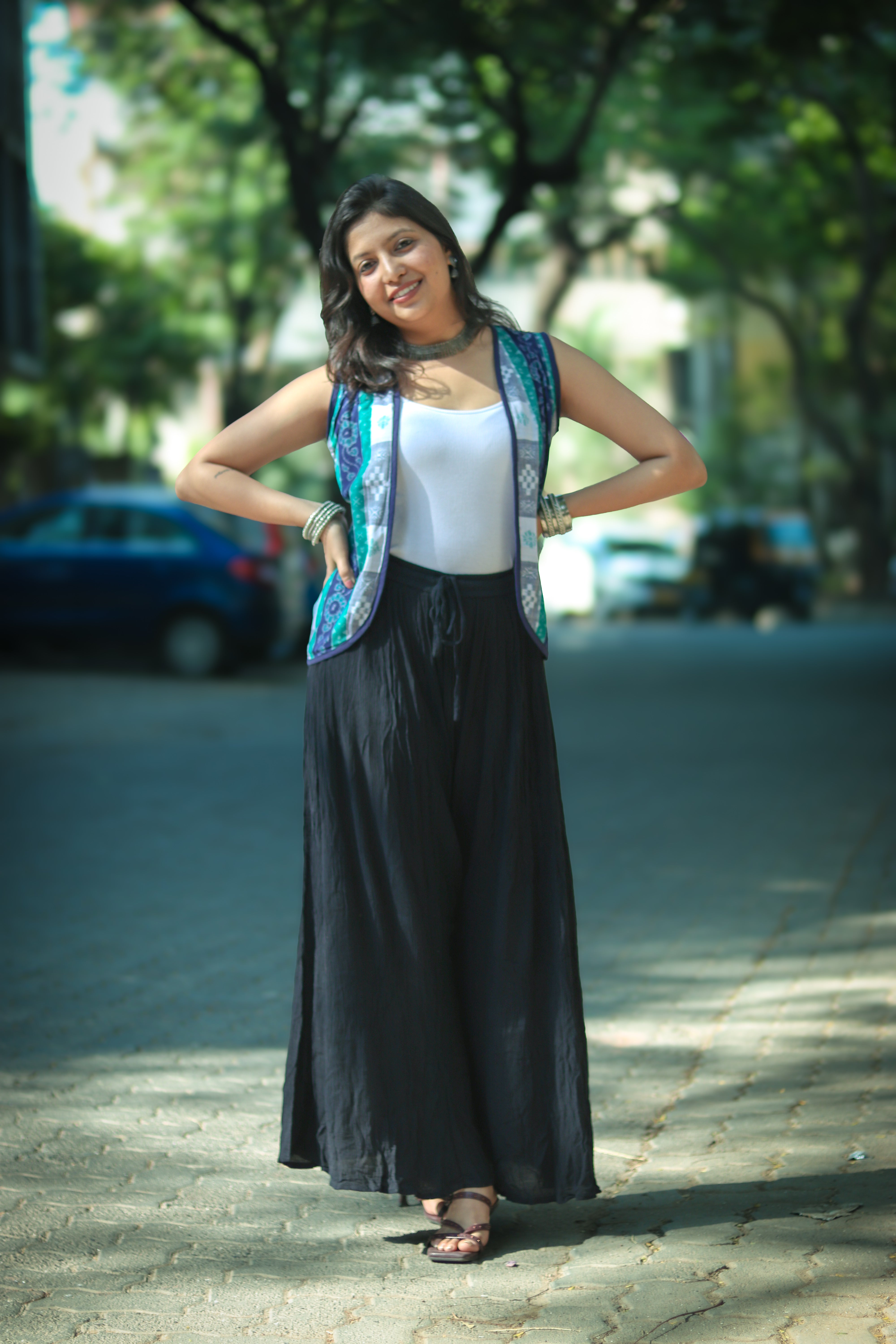 Meira Sambalpuri Double Ikkat Handloom Shrug