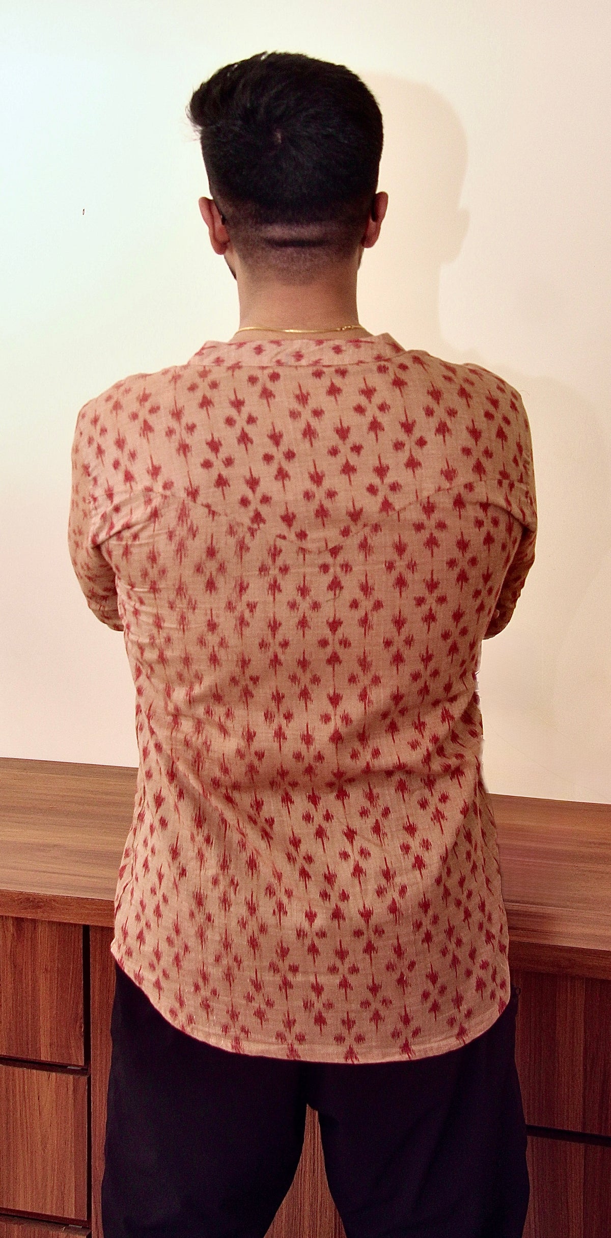 Mitti di Khushboo terracotta Nuapatna ikat handloom kurta for men, back view