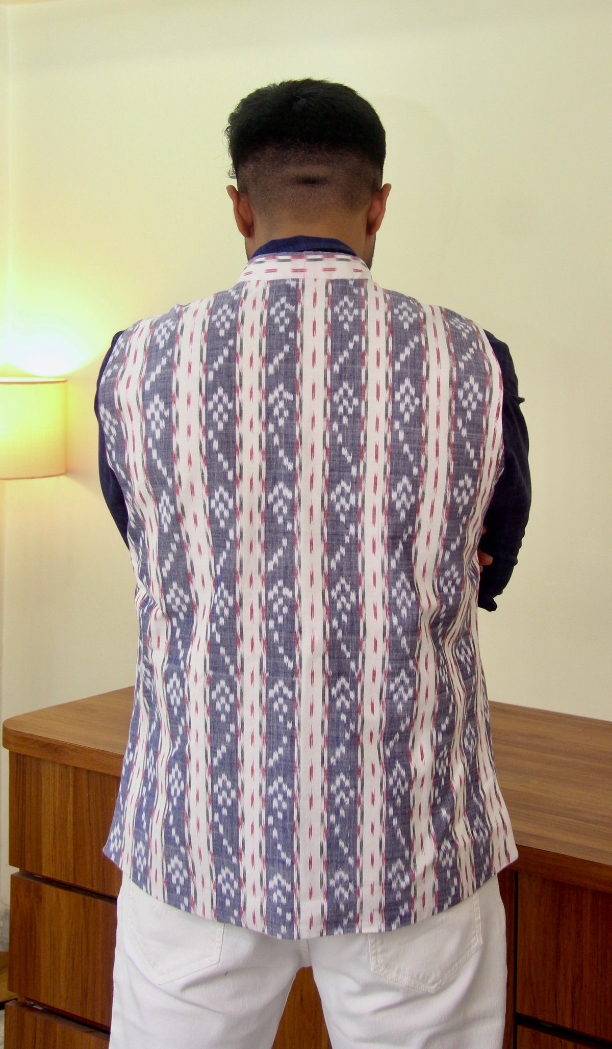 Sagar Kinaare reversible handloom jacket for men, blue ikat side, back view