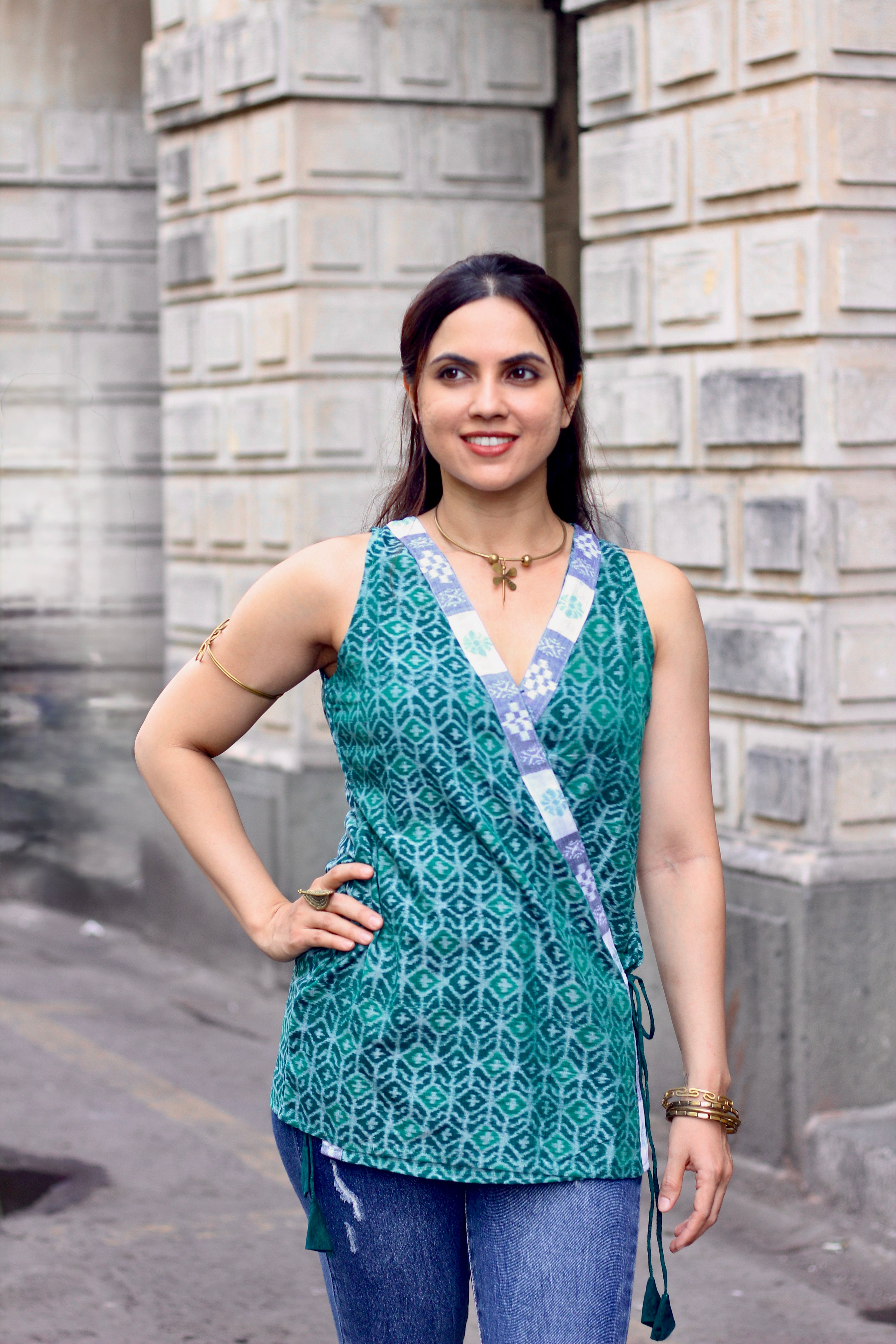 Dori Sambalpuri Handloom Wrap top- Green