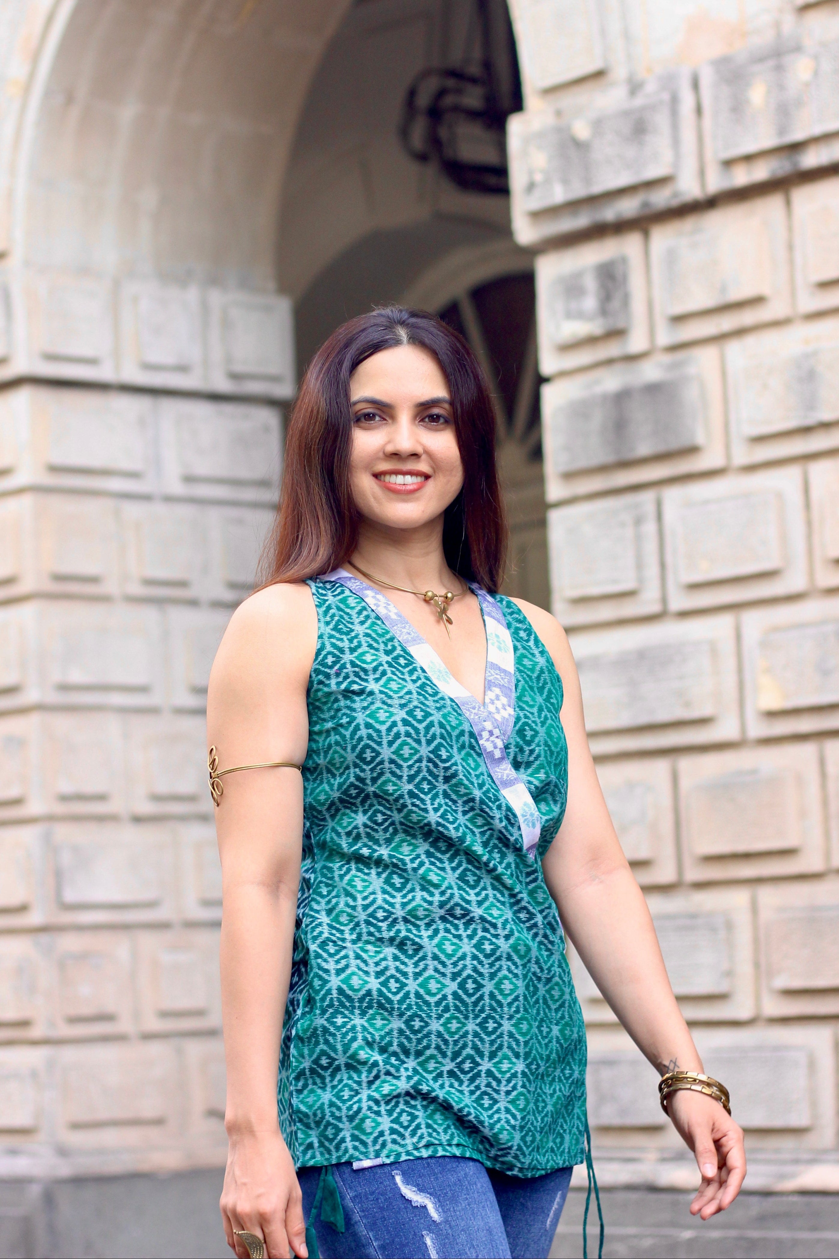 Dori Sambalpuri Handloom Wrap top- Green