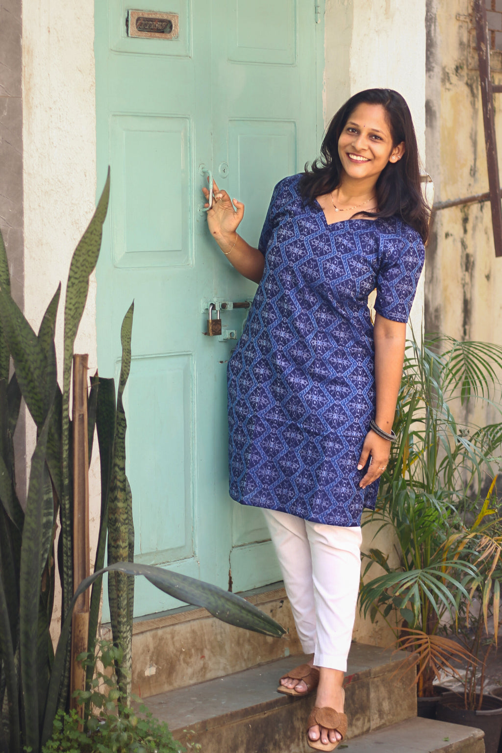 Neel Ikkat Handloom Straight Kurti