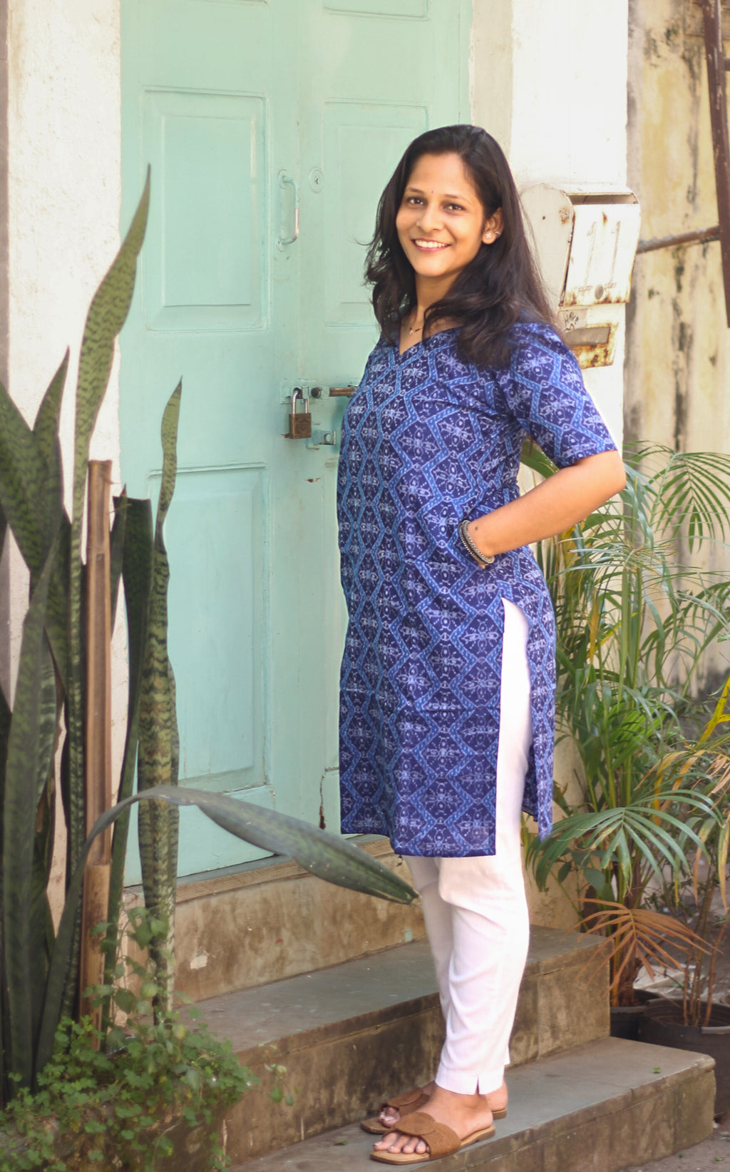 Neel Ikkat Handloom Straight Kurti